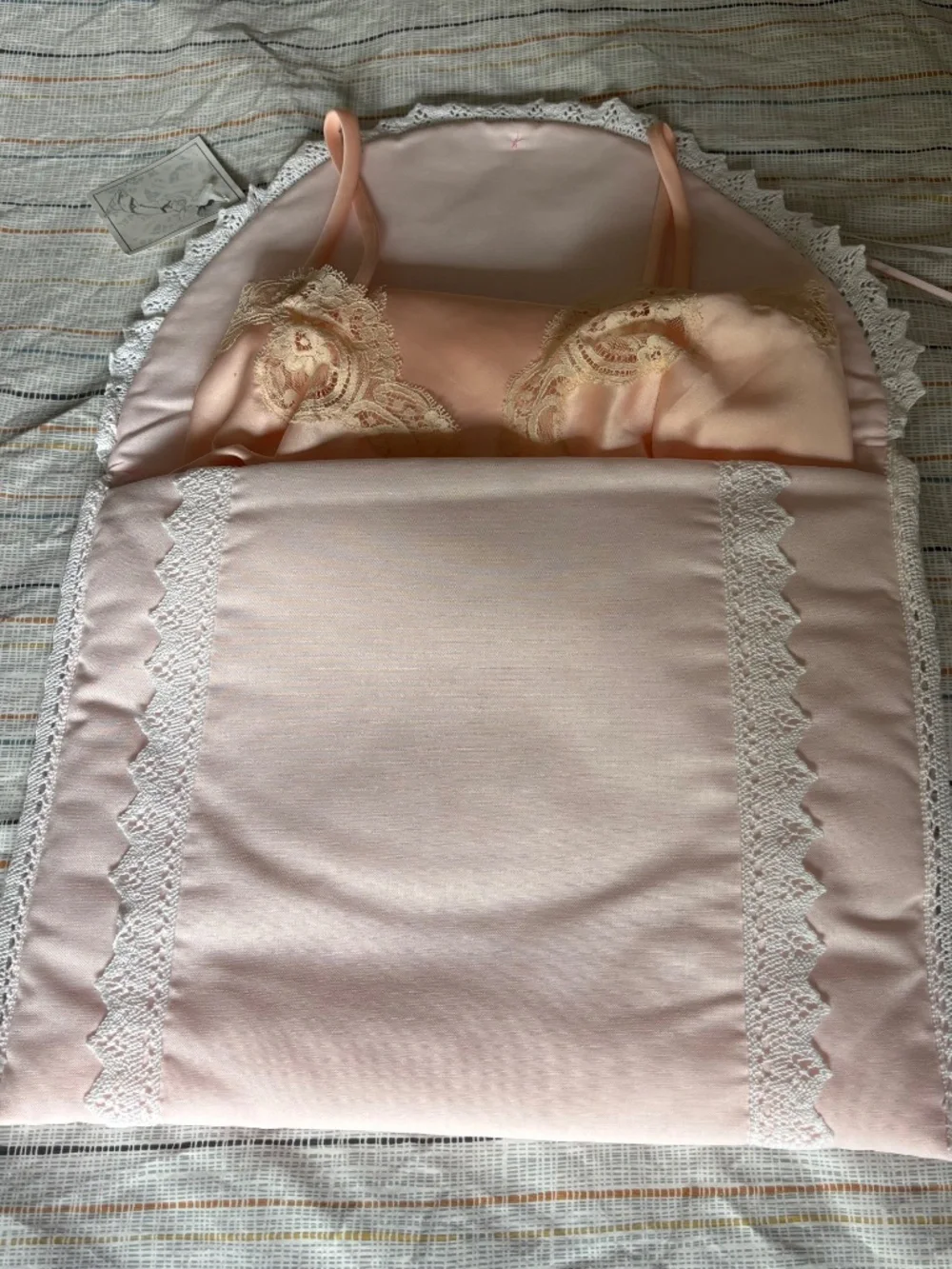 Vintage Quilted Pink Cotton Lingerie Travel Bag Lace Embroidered Bridal Storage